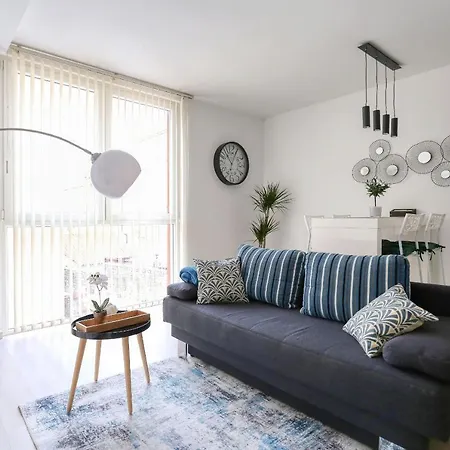 Cardo Apartment *