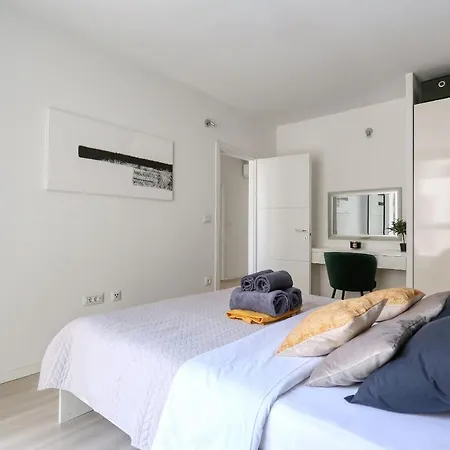 Apartment Cardo